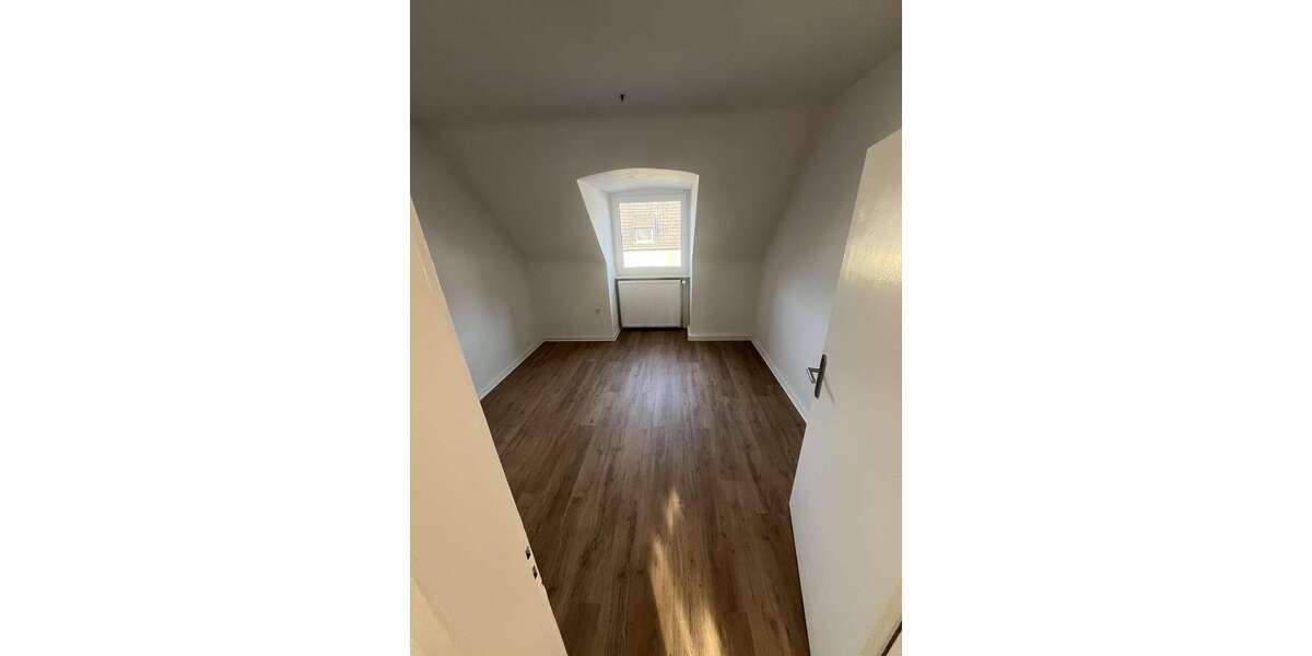 Etagenwohnung Gelsenkirchen Gelsenkirchen-Mitte - 3 Zimmer, 70 m&sup2;, 560&euro; | Angebot:27300782
