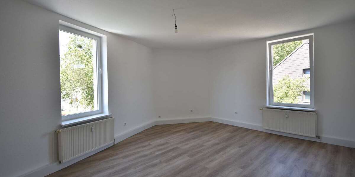 Etagenwohnung Duisburg Mittelmeiderich - 3 Zimmer, 82 m&sup2;, 700&euro; | Angebot:26943144