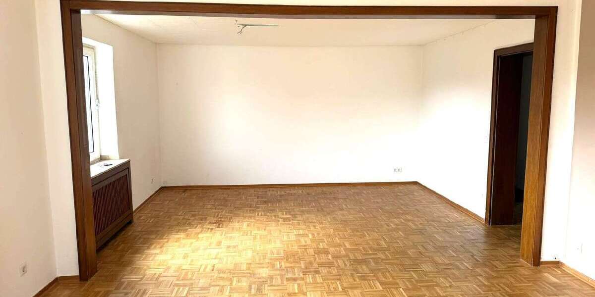 Etagenwohnung Essen Stadtbezirk III - 3 Zimmer, 86 m&sup2;, 755&euro; | Angebot:27314681