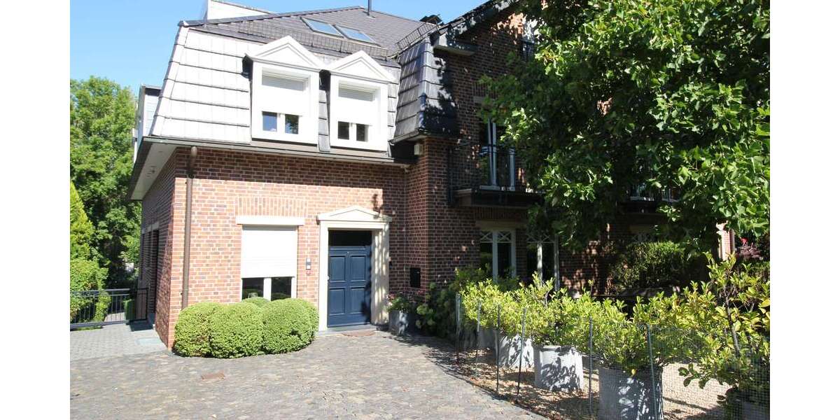 Etagenwohnung Mülheim - Speldorf Speldorf - 2 Zimmer, 100 m&sup2;, 1.300&euro; | Angebot:27217102
