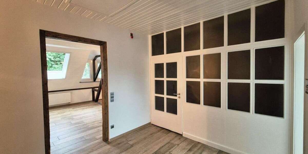 Etagenwohnung Wesel - 3 Zimmer, 90 m&sup2;, 1.200&euro; | Angebot:27300861