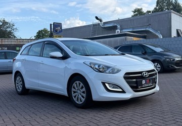 Hyundai i30 118.551 km 10.990 &euro; Dinslaken 46537