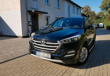 Hyundai TUCSON 169.000 km 15.900 &euro; Duisburg 47138