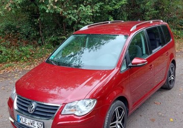 VW Touran 283.000 km 3.700 &euro; Kerken 47647