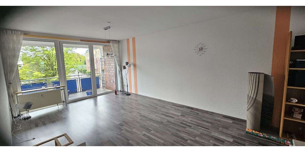 Etagenwohnung Duisburg Wanheim - 3 Zimmer, 77 m&sup2;, 654&euro; | Angebot:27318074