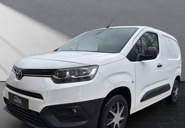 Toyota Proace City 116.000 km 11.950 &euro; Dinslaken 46537